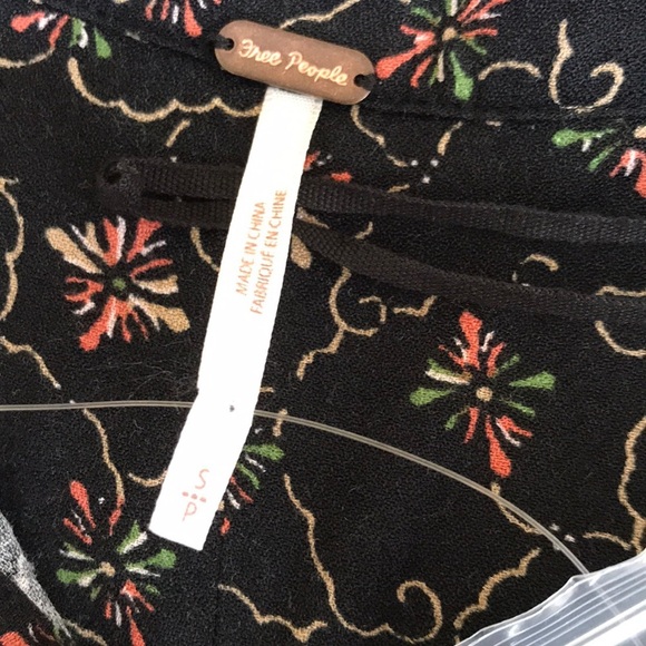 NWT! FREE PEOPLE S Black Combo Button Down Romper - Picture 7 of 8